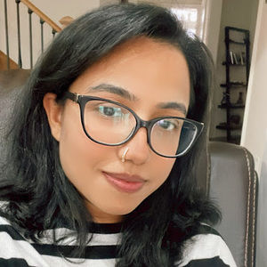 Meet your Posher, Alia